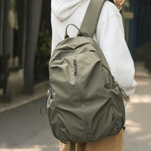 轻便双肩包男旅游防泼水校园电脑背包女大容量初中高中大学生书包