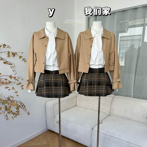 伯爵茶饼干风衣白衬衫百褶裙套装