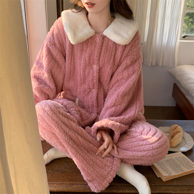 珊瑚绒女冬天保暖加厚可爱套装