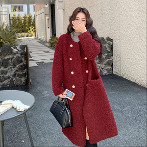 温柔风红色双排扣皮毛一体羊羔毛大衣女秋冬2025新款气质棉服外套图片