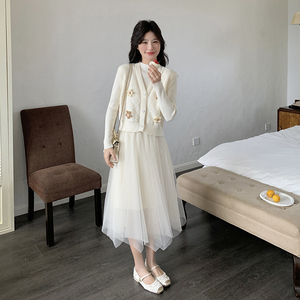 2025春季新款韩系高级感衬衫连衣裙女温柔风半身裙时尚图片