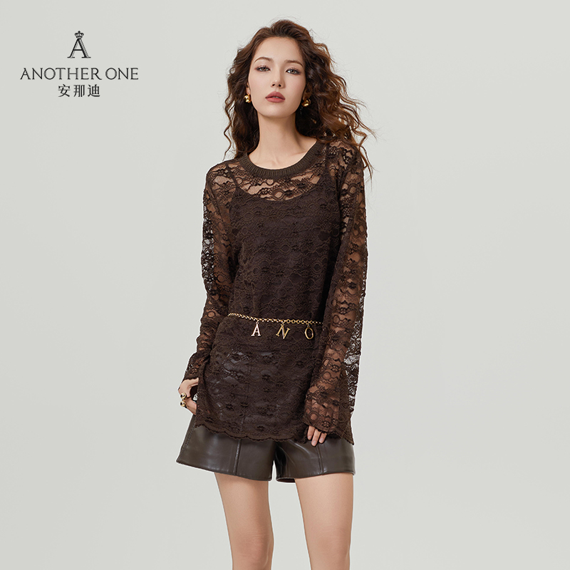 安那迪复古镂空设计蕾丝衫两件套