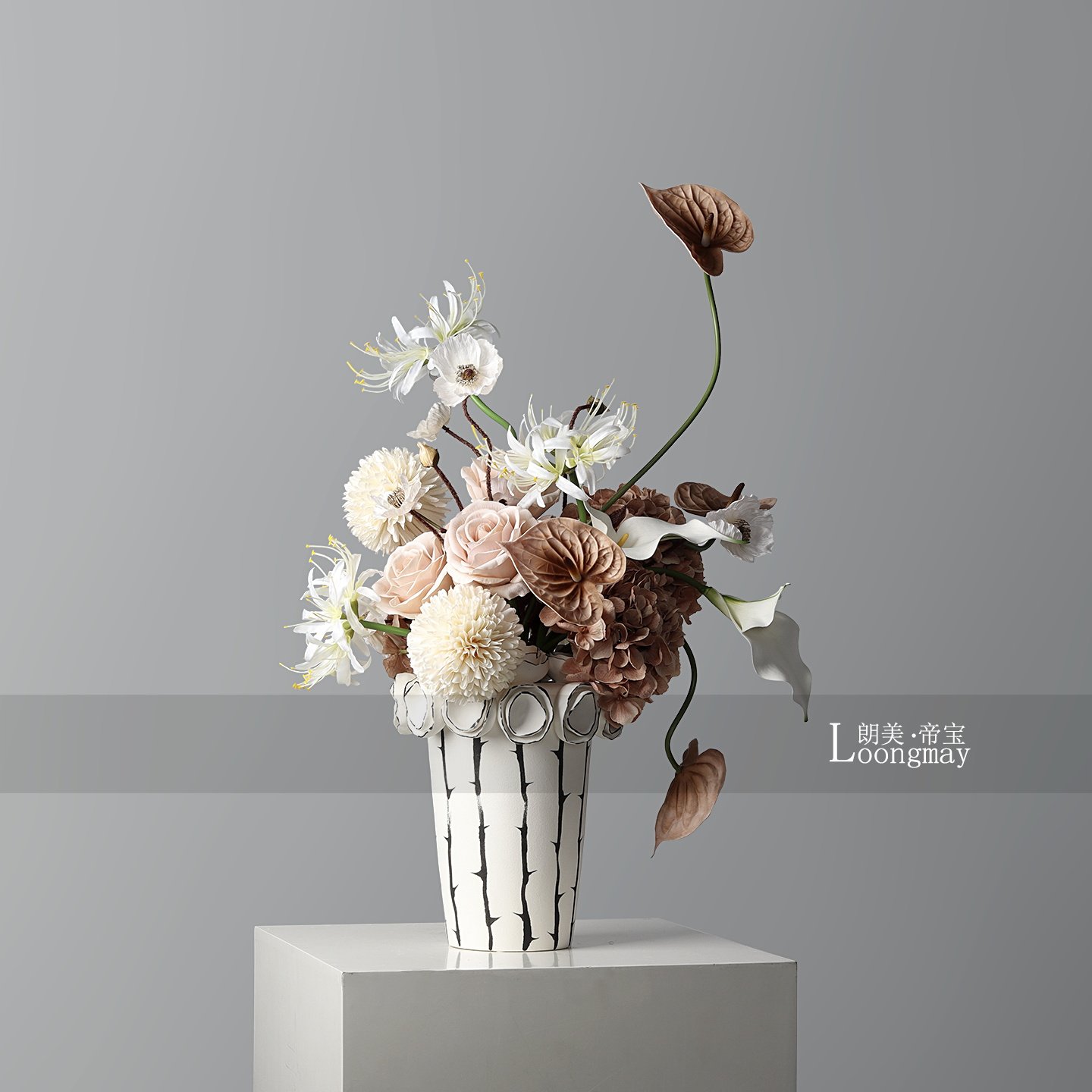 北欧现代花瓣陶瓷花瓶插花女孩房客厅餐桌茶几花艺花器设计感摆件