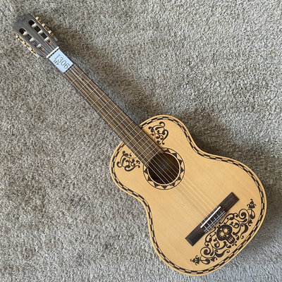 SM 云杉限量定制款骷髅古典吉他合板36英寸琴颈可调原木色 库存