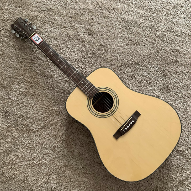 韩国品牌 Segovia 塞戈维亚 云杉木桃花心 面单板 民谣木吉他圆角