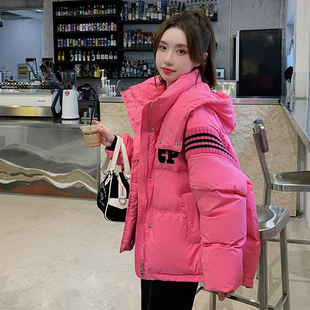 韩系学院风玫红色羽绒棉服女冬季今年流行短款小个子针织厚面包服