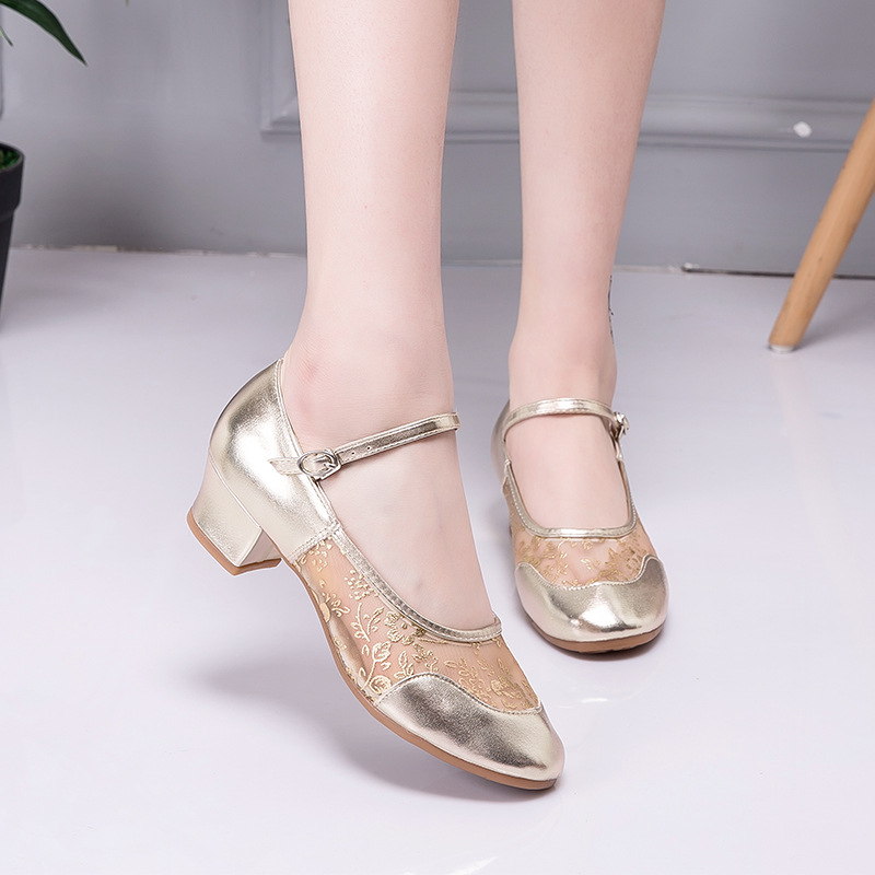 2023新网纱广场舞鞋跳舞鞋女软底舞蹈鞋夏舞鞋练功教师鞋