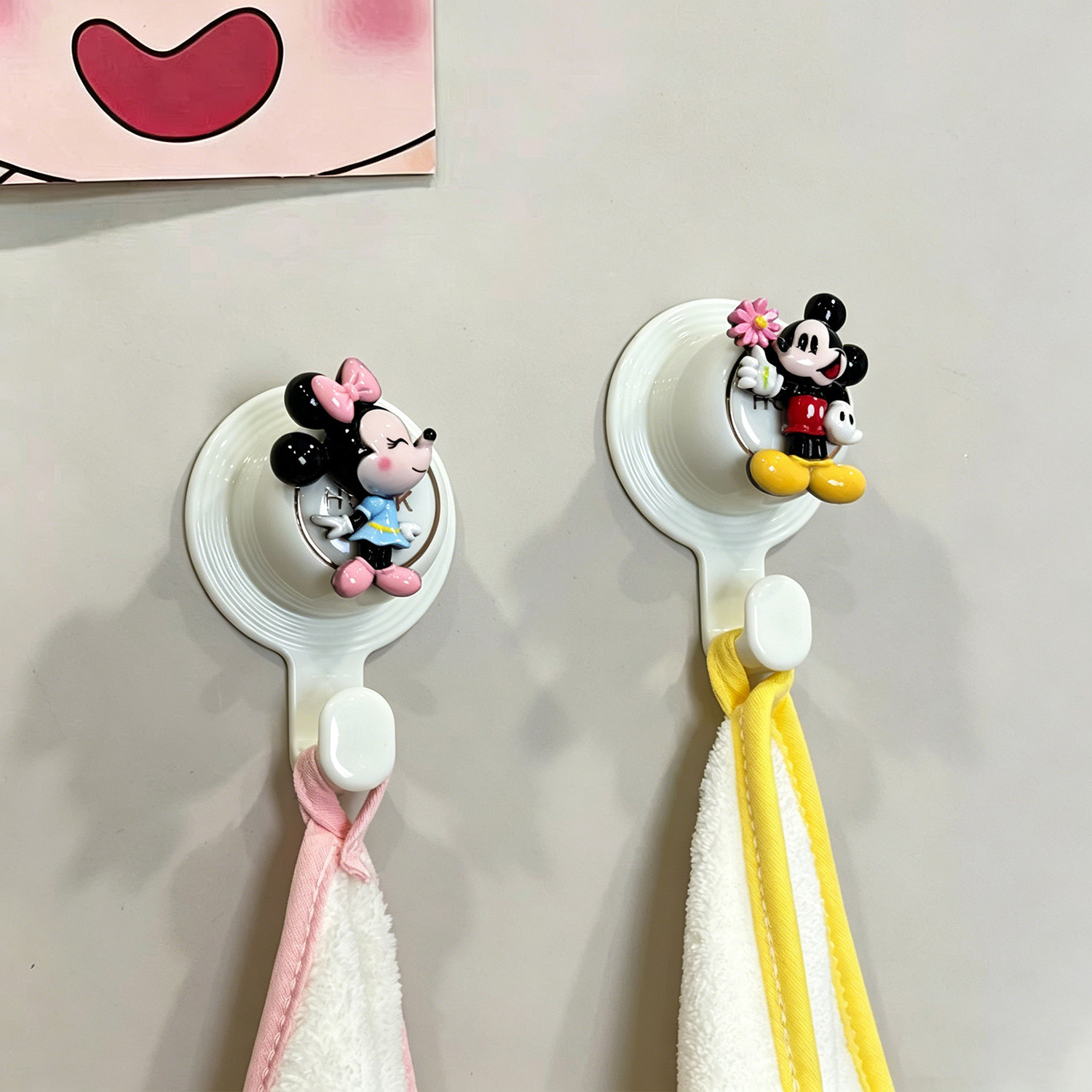 浴室瓷砖遮丑装饰盖挂钩遮挡神器图片