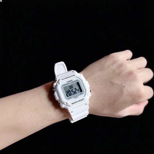 卡西欧 Casio 白色小方块马卡龙数显运动电子简约男女表 F-108WHC