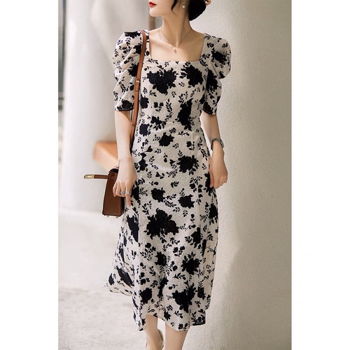 芊芊网络服饰 67ZZWLFS2216