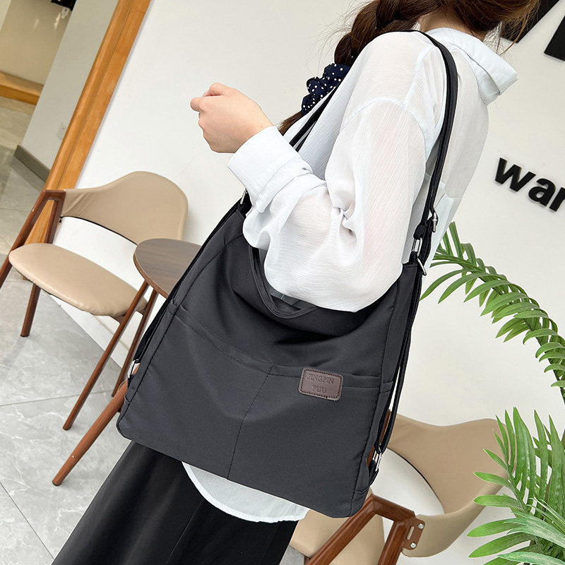 三用背包2025新款双肩包书包女大学生尼龙包女单肩斜挎包流行质感