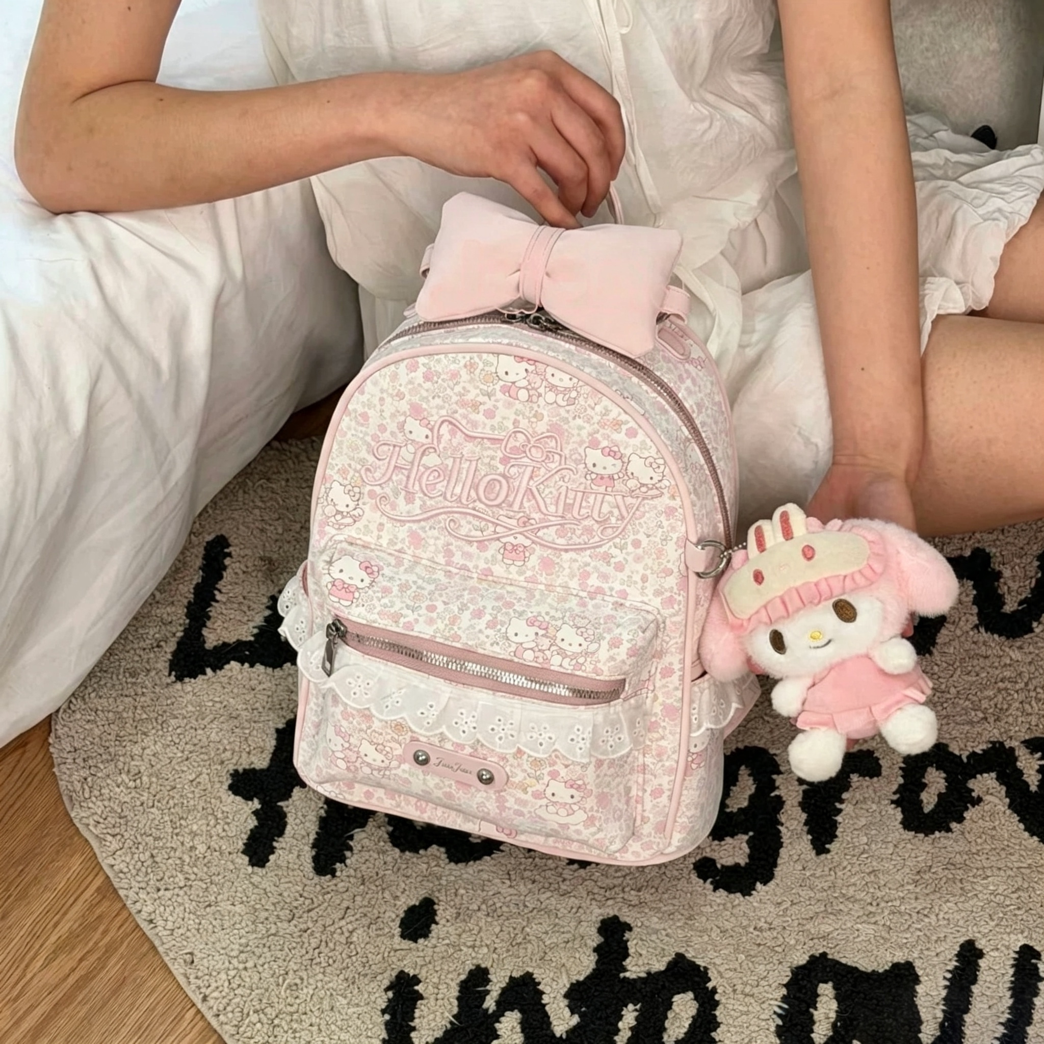 可爱小猫碎花双肩包少女心甜美轻便时尚书包粉色jk洛丽塔通勤背包