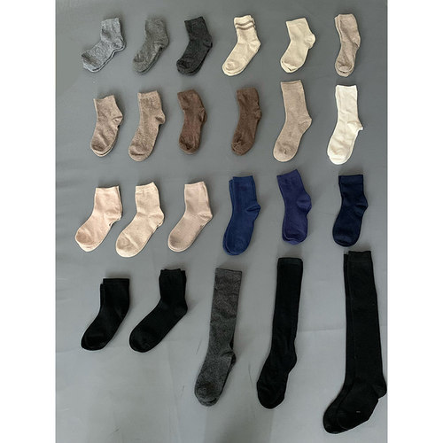 羊毛袜纯棉袜都有，舒适度蛮高的！数量不等