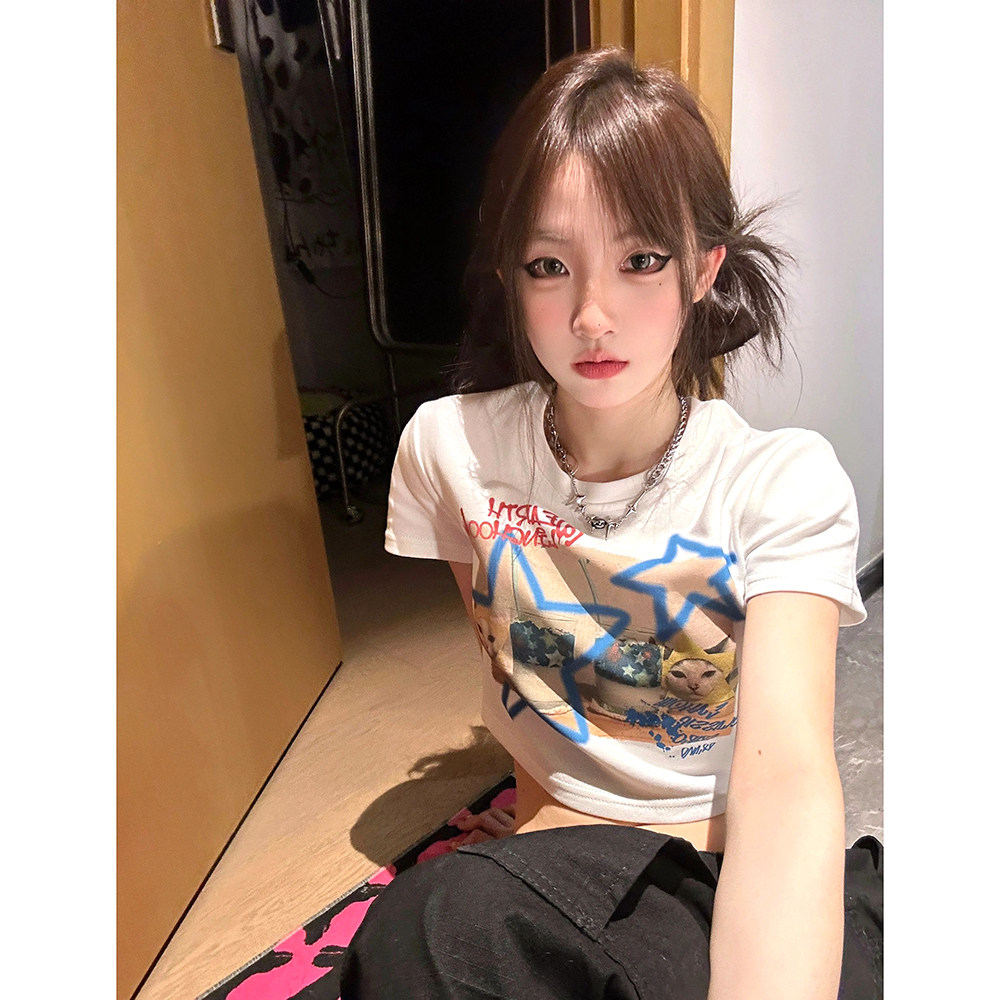辣妹小众纯欲短袖t恤女网红女款印花修身显瘦夏装正肩短款上衣ins