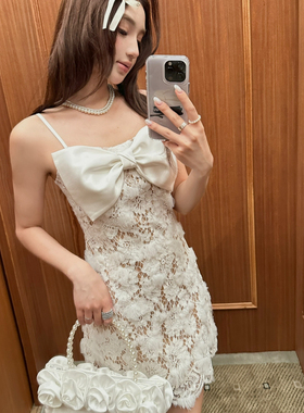 AIALA LUMENA-夏上新法式大蝴蝶结蕾丝吊带连衣裙女收腰显L20261