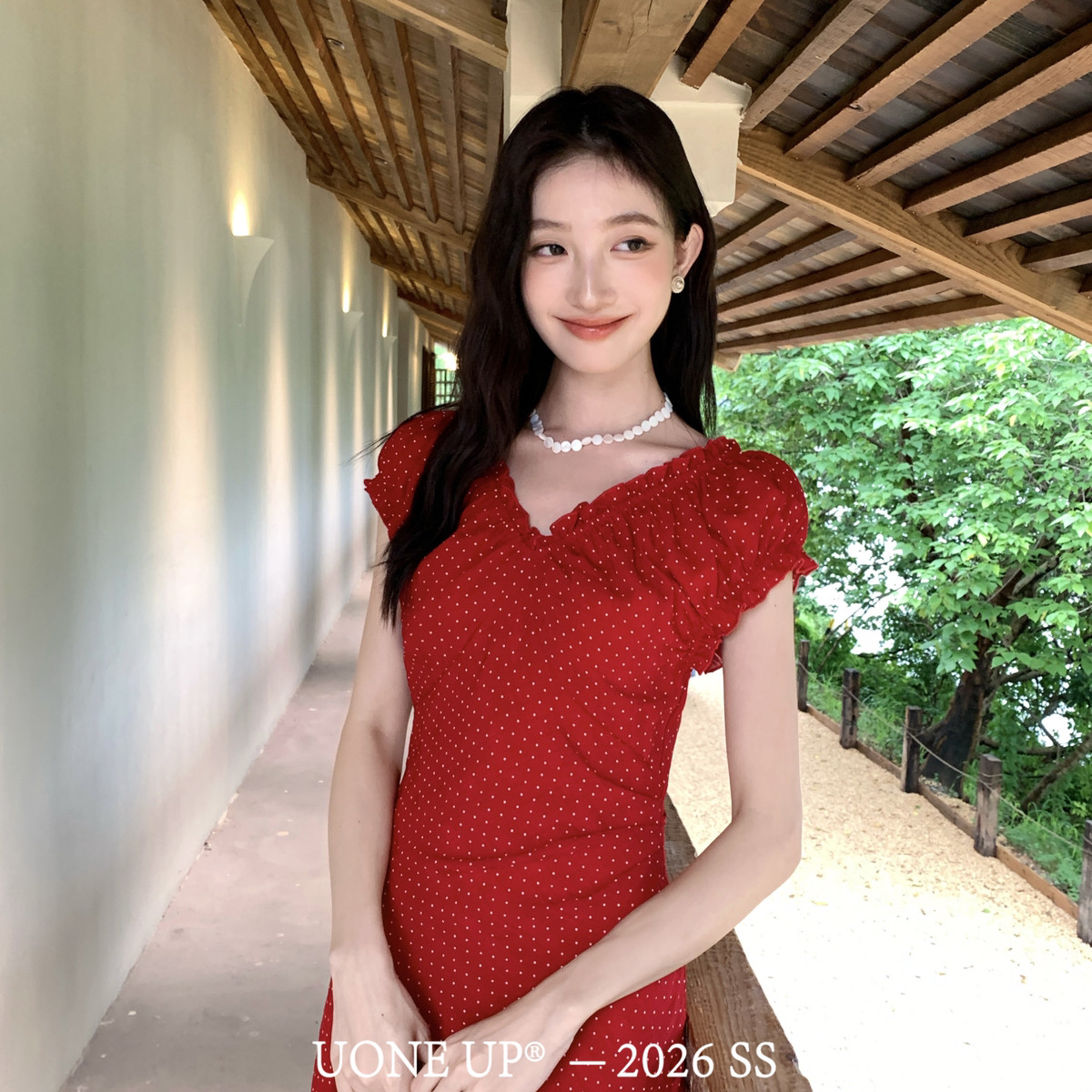 UONE-黑天鹅法式复古芭蕾风波点木耳边连衣裙265939