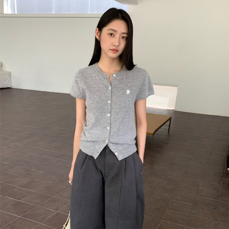 TG 韩版简约百搭短袖针织衫女2025秋季新款小熊刺绣圆领毛衣