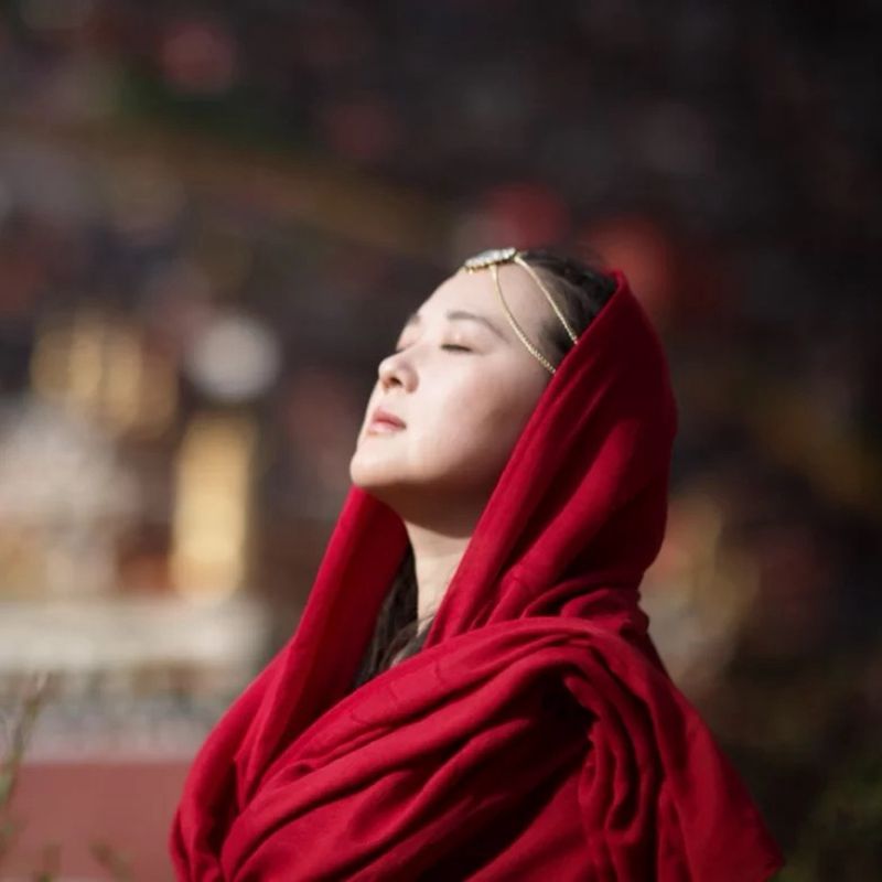 茶卡盐湖沙漠大红色棉麻防晒披肩