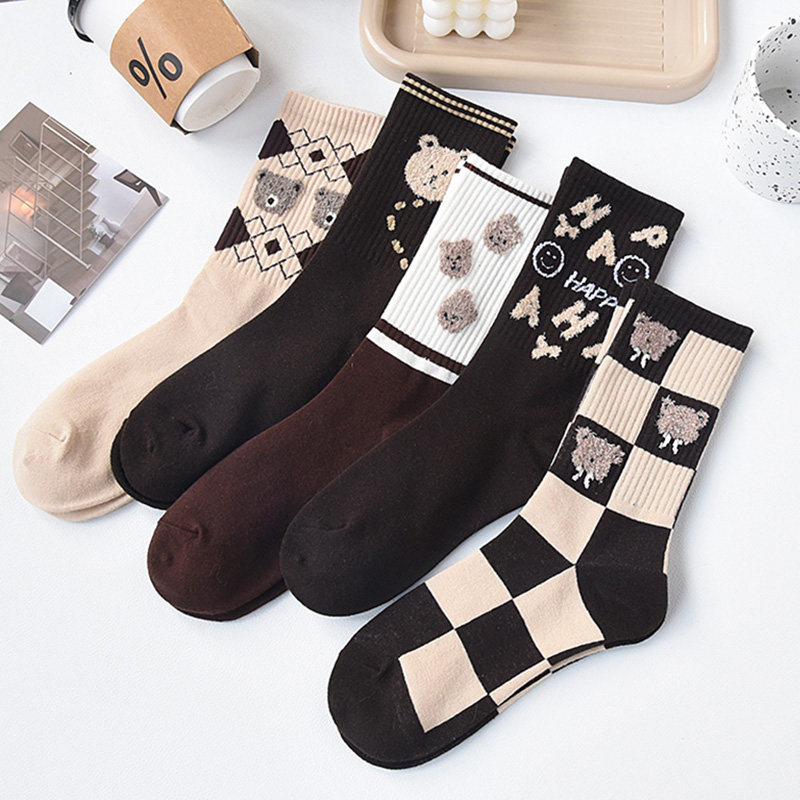 小熊袜子女秋冬新款ins潮中筒袜网红可爱卡通羽毛纱学生长袜外穿