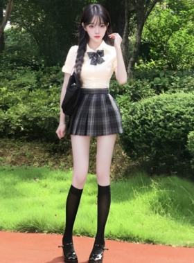 狗短jk制服收腰白色衬衫女夏季学院风辣妹修身短袖衬衣格裙套装