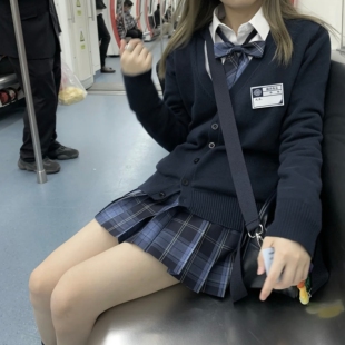 上衣毛衣女 外套长袖 春秋JK制服日系学院风校供感V领针织开衫 薄款