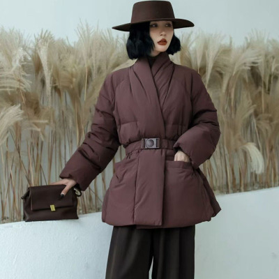 腰带扣款中长款白鸭绒保暖羽绒服