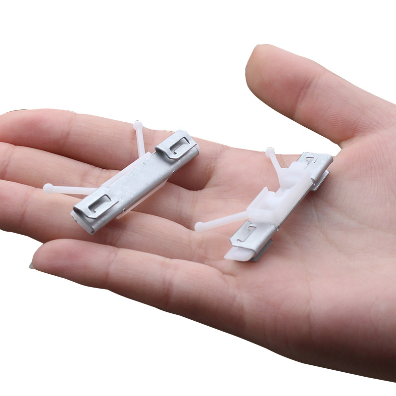 适用于09-17款沃尔沃XC60前风挡玻璃窗夹子车窗固定卡扣塑料卡子