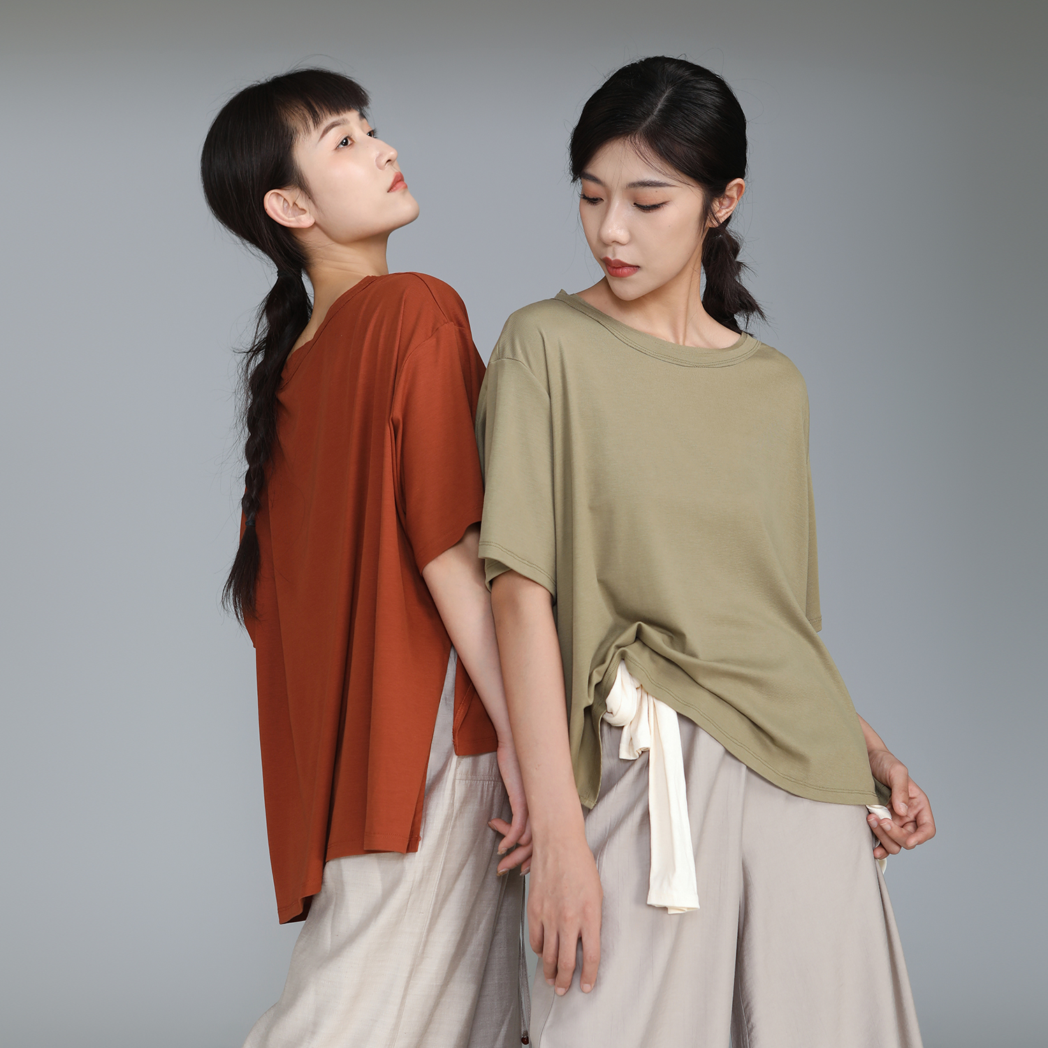 华丽独秀现代舞练功服宽松飘逸显瘦短袖T恤上衣演出服形体舞蹈服