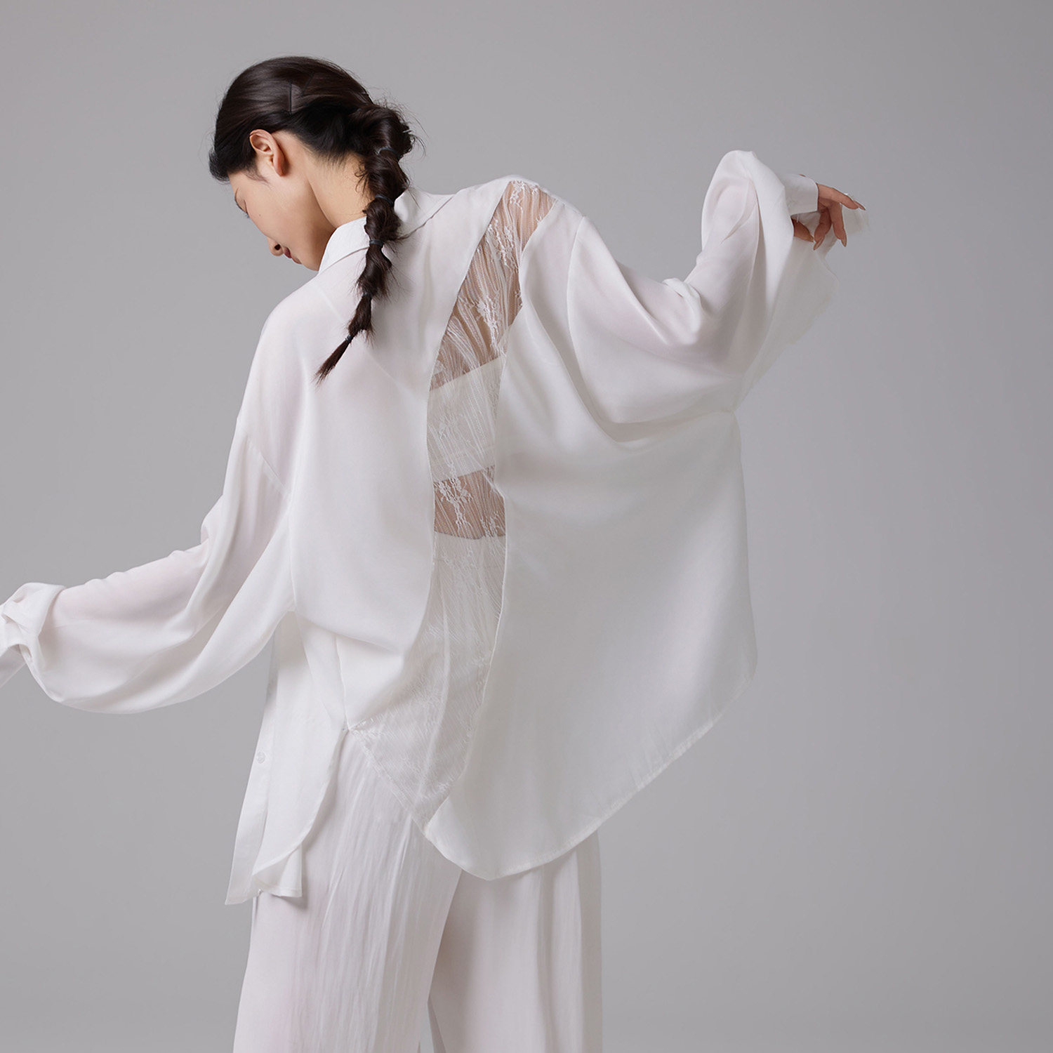 华丽独秀现代舞练功服长袖衬衫上衣设计感剑舞训练服舞蹈服演出服图片