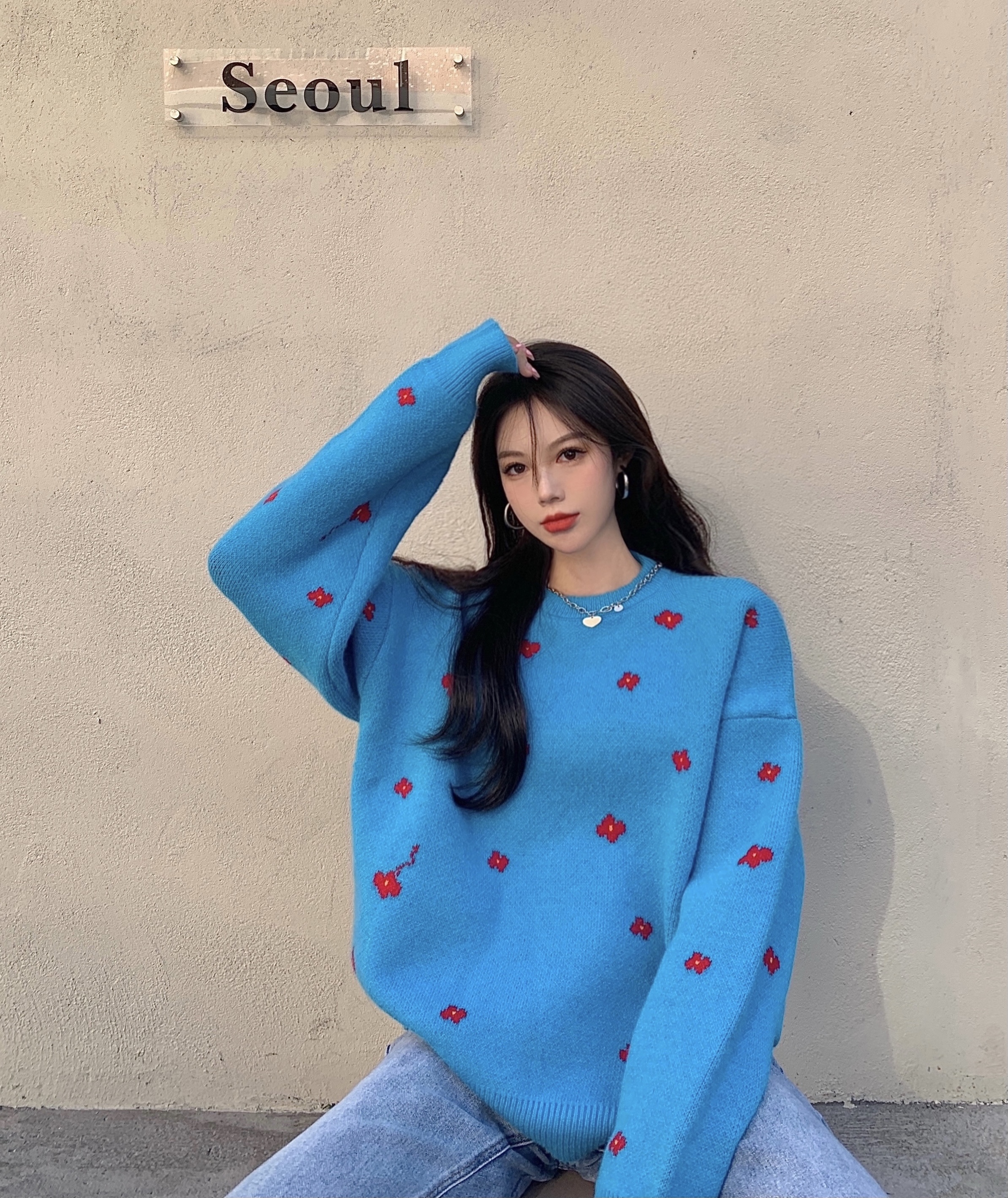 Real price: autumn and winter thickened Blue Floral sweater gentle lazy wind