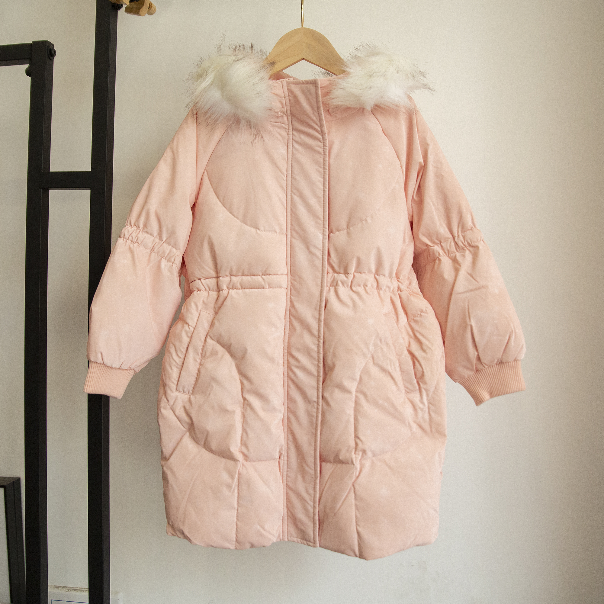 女童中长款收腰带帽免洗羽绒服