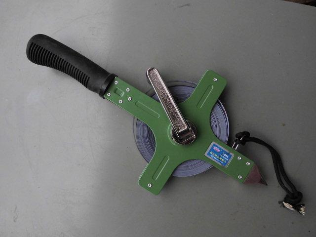 老库存品蓝达牌30米长钢卷尺手提架子尺插地尺钢架尺精密测量工具