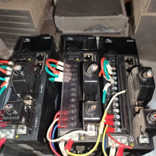 服驱动器IS620PS2R8I-MC696IS620PS5R5I-MC696IS620PS7R6I-MC696