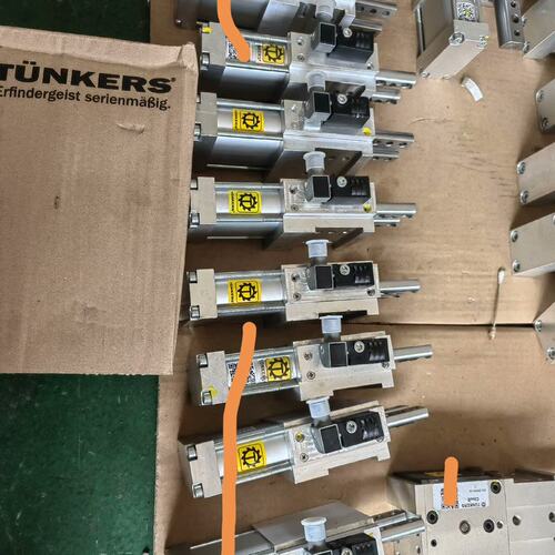 议价TUNKERS德珂斯气缸SZKD40A13T1240SSZKD40A13T1250S