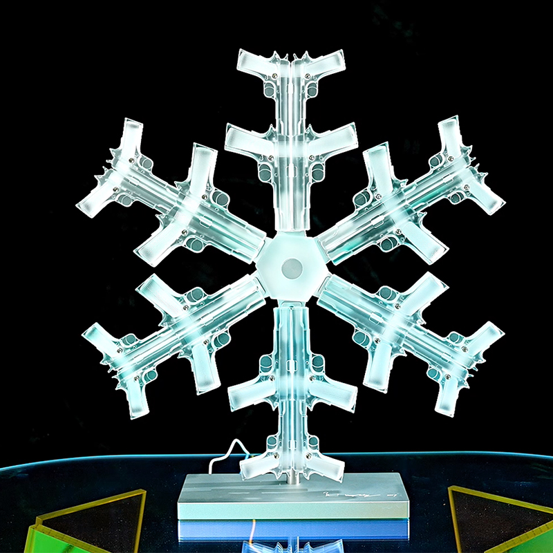 SECRET x HUANG YULONG 黄玉龙艺术家联名款雪花灯艺术装饰品摆件