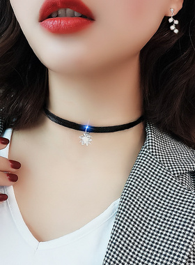 很闪很闪 冰凌花人工水晶项链女短款锁骨链皮绳颈带简约百搭气质