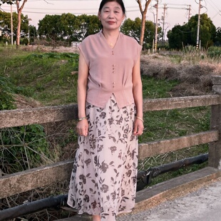 中年妈妈连衣裙夏装洋气两件套裙2026新款气质洋气减龄雪纺半身裙