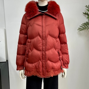 本命年妈妈冬装狐狸大毛领红色羽绒服女装新款中老年加厚保暖外套
