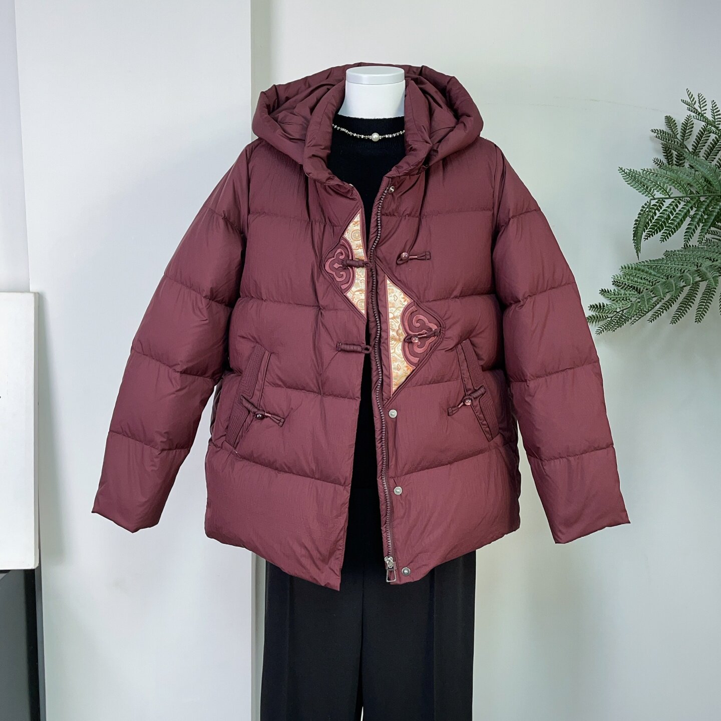 新中式连帽羽绒服女中老年妈妈装