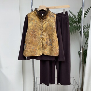 妈妈秋装新中式马甲裤子套装女中老年女装2026新款国风三件套衣服