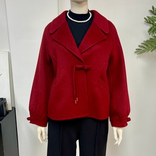 中老年女装秋冬季翻领洋气毛呢外套本命年妈妈双面羊绒妮子短大衣