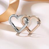 心形高级感汽车钥匙扣爱心登山扣女生挂件情侣开口弹簧DIY快挂扣