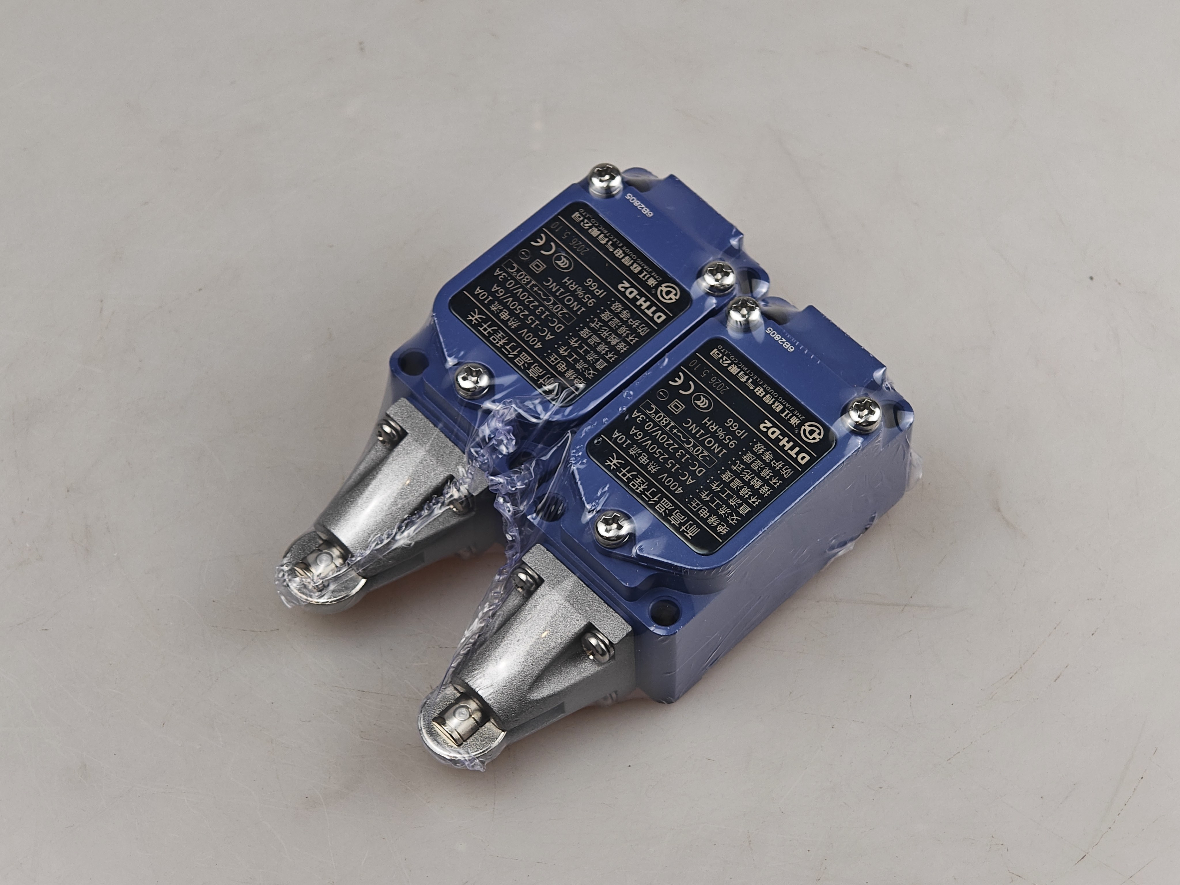 DTH-D2耐高温行程开关
