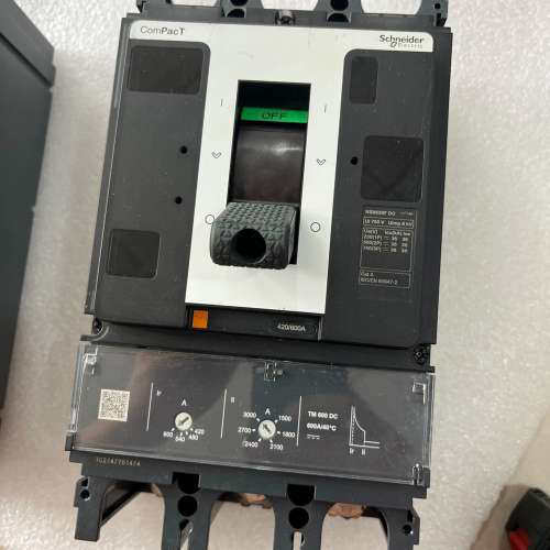 NSX630F DC直流塑壳断路器，3P600A，