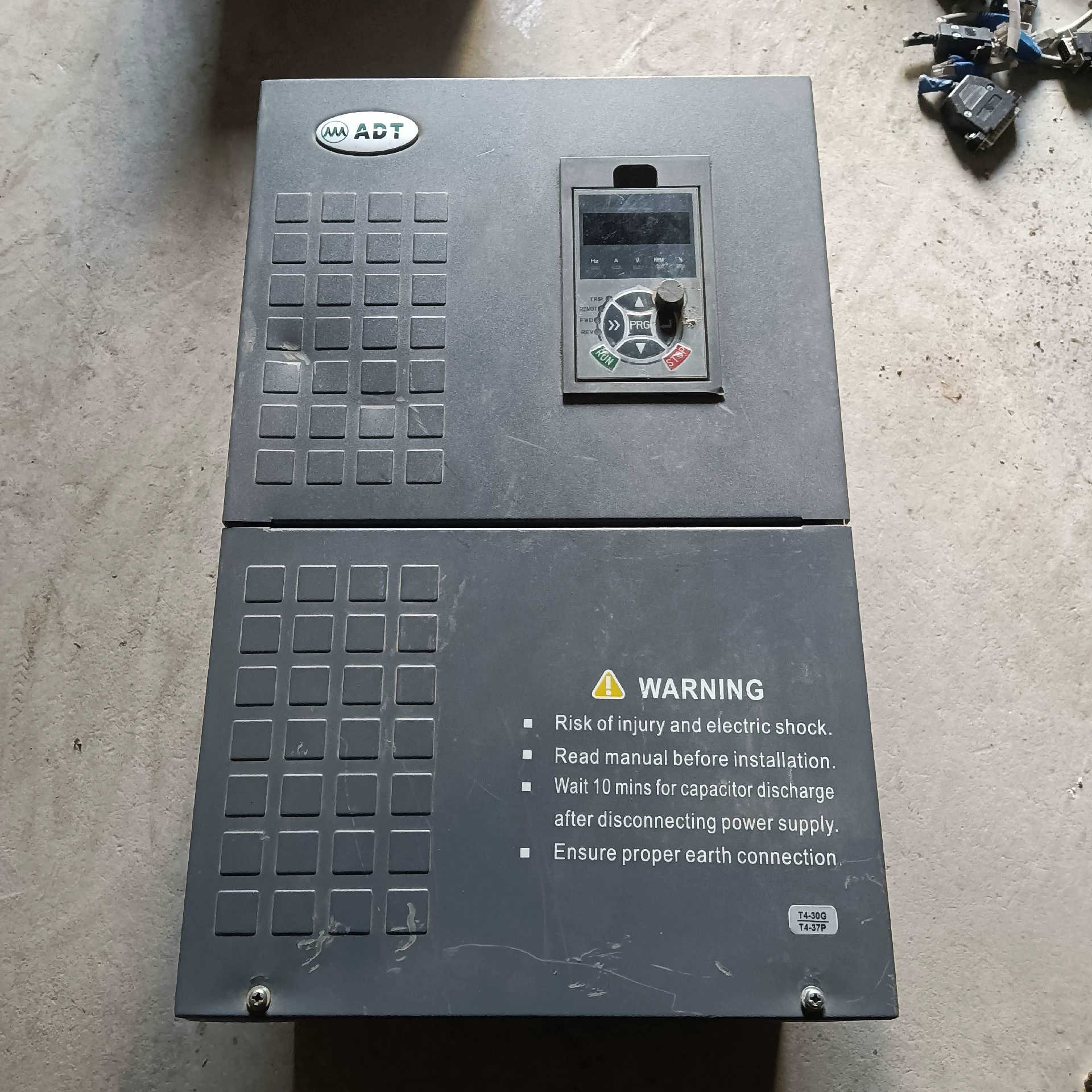 澳地特变频器 30kW/37Kw  AD300-T4030G