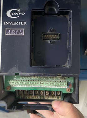 康沃变频器 FSCS01.1-0K75-1P220-A-AP