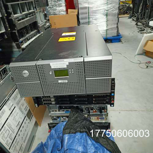 DELL TL4000  磁带库，带四个LTO6 光纤驱动器