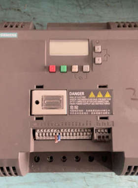 V20变频器5.5KW    380V