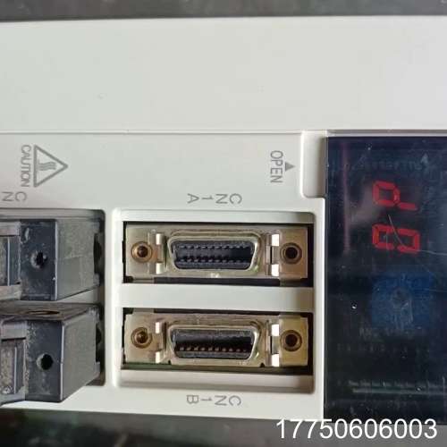 MR-J2S-40B-PY135三菱驱动器mr-j2s-40