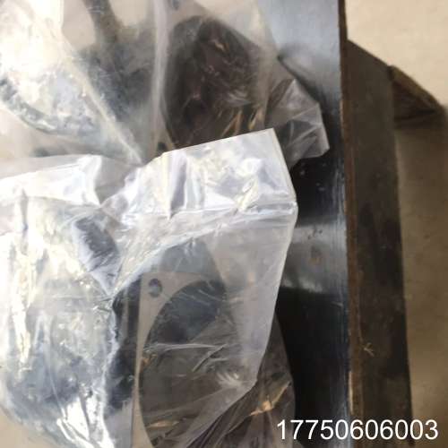 BLVM620KM-GFS电机两台，纯新没有开封，外包装袋子